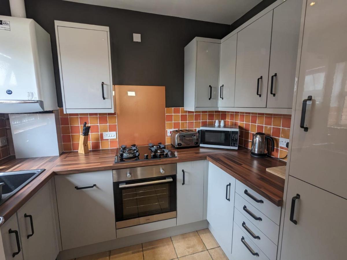 Stylish Modern Apartment, Free Secure Parking Allesley ภายนอก รูปภาพ