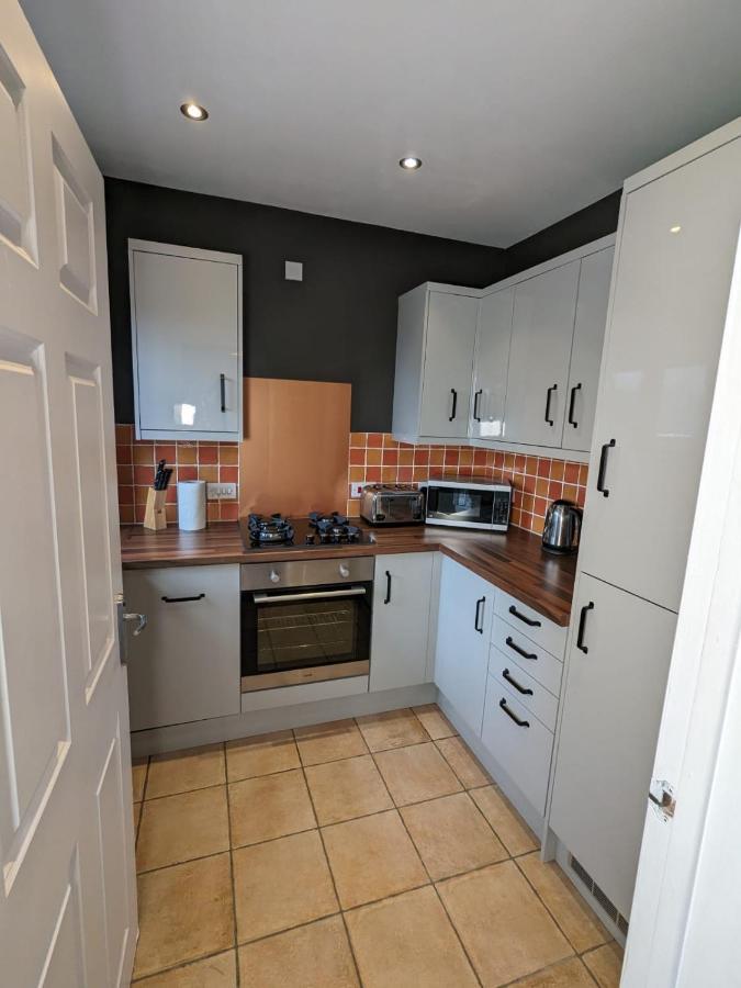 Stylish Modern Apartment, Free Secure Parking Allesley ภายนอก รูปภาพ
