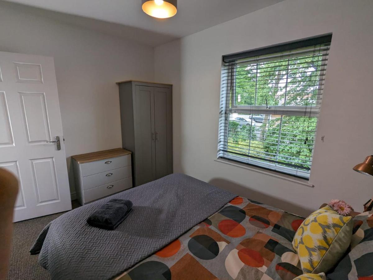 Stylish Modern Apartment, Free Secure Parking Allesley ภายนอก รูปภาพ