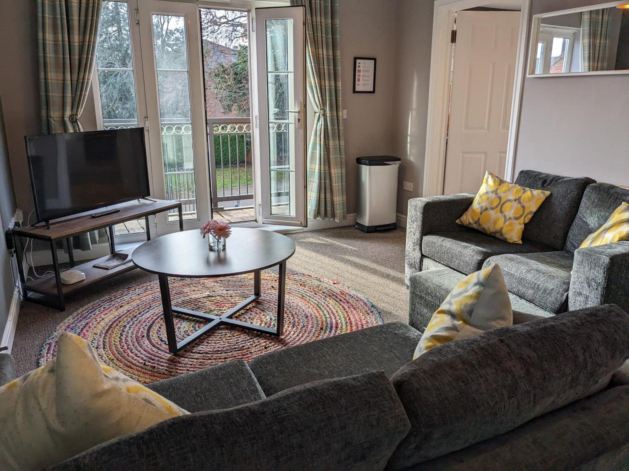 Stylish Modern Apartment, Free Secure Parking Allesley ภายนอก รูปภาพ