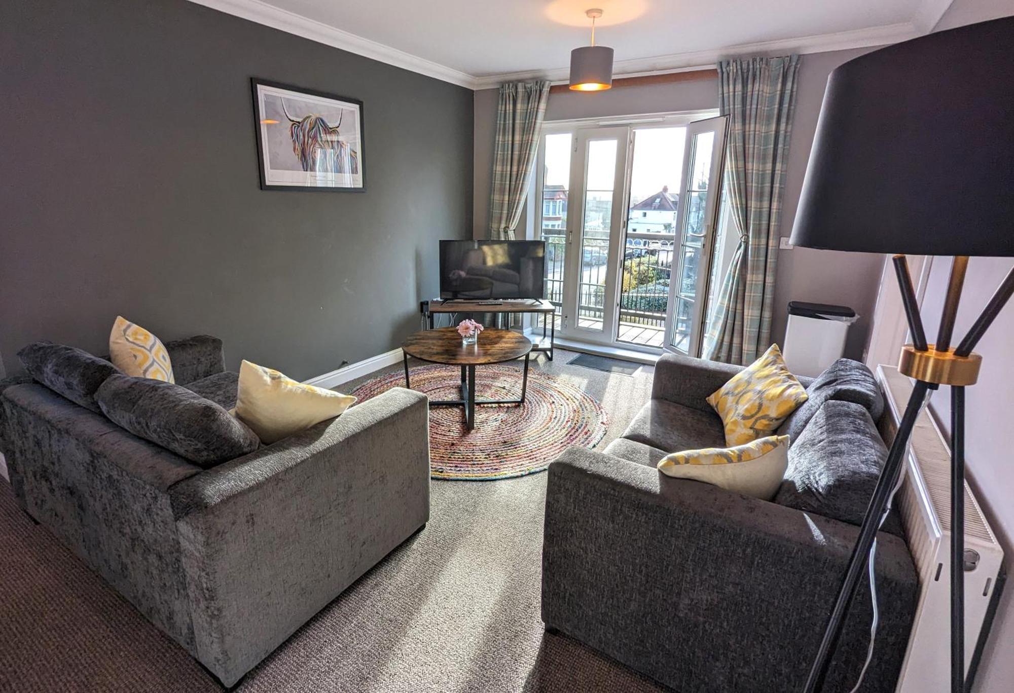 Stylish Modern Apartment, Free Secure Parking Allesley ภายนอก รูปภาพ
